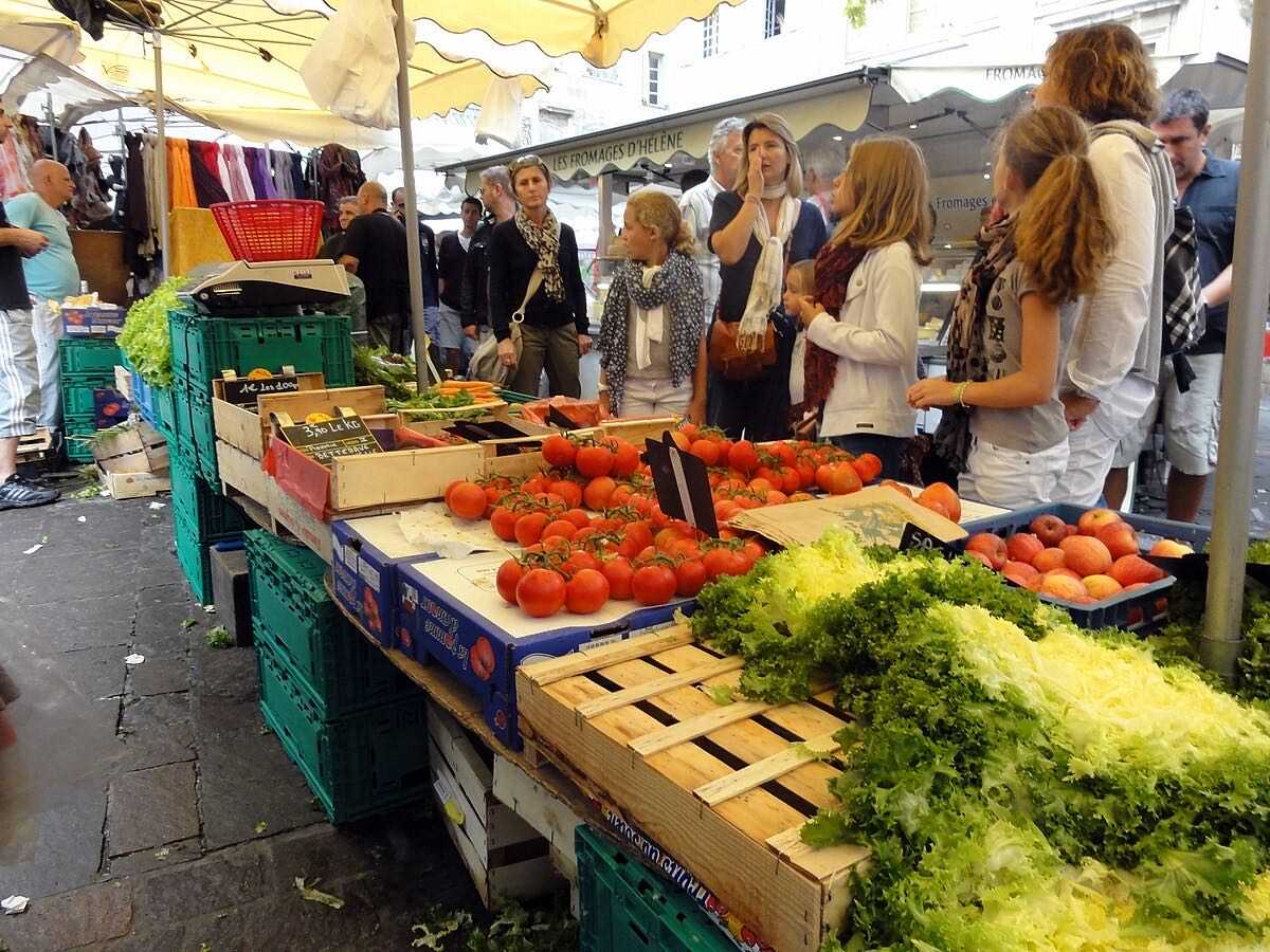 Marché des producteurs du mercredi — Place aux Herbes