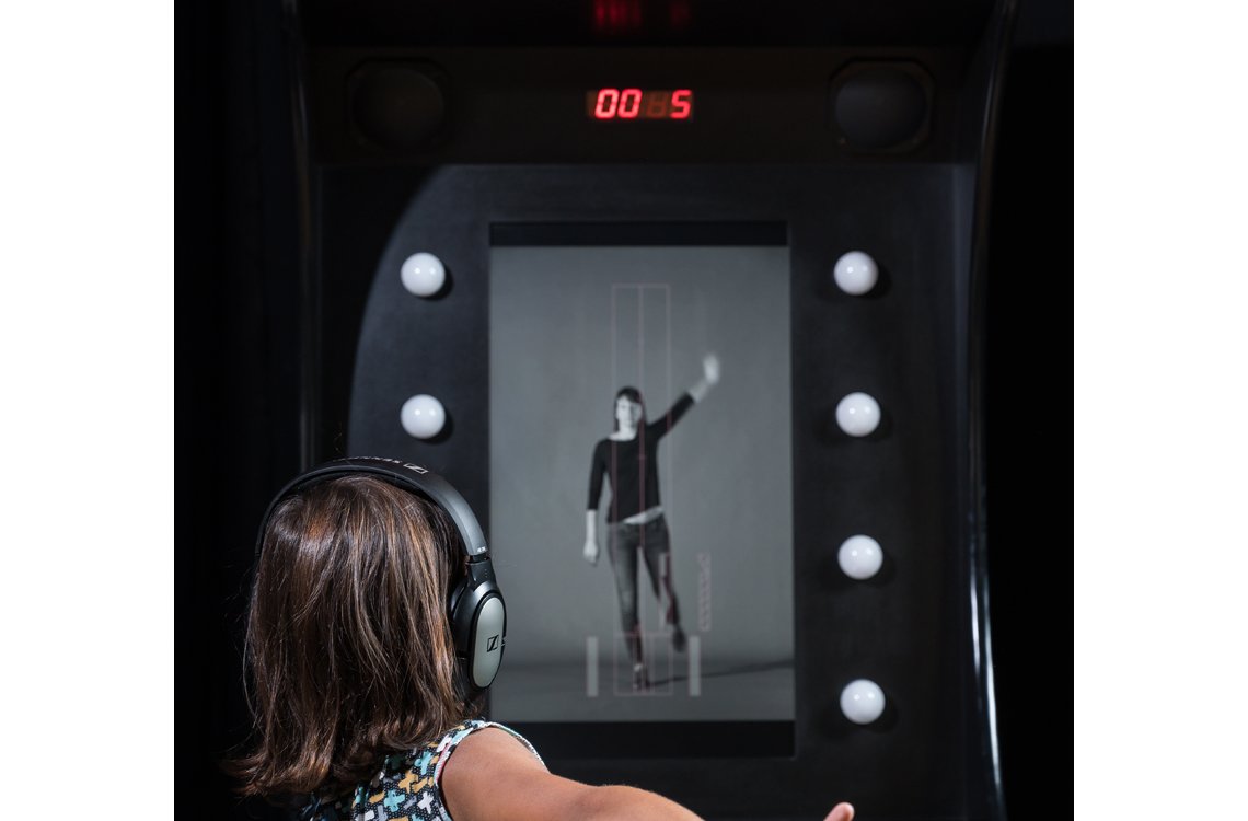 Installation - LA MACHINE la borne à danser