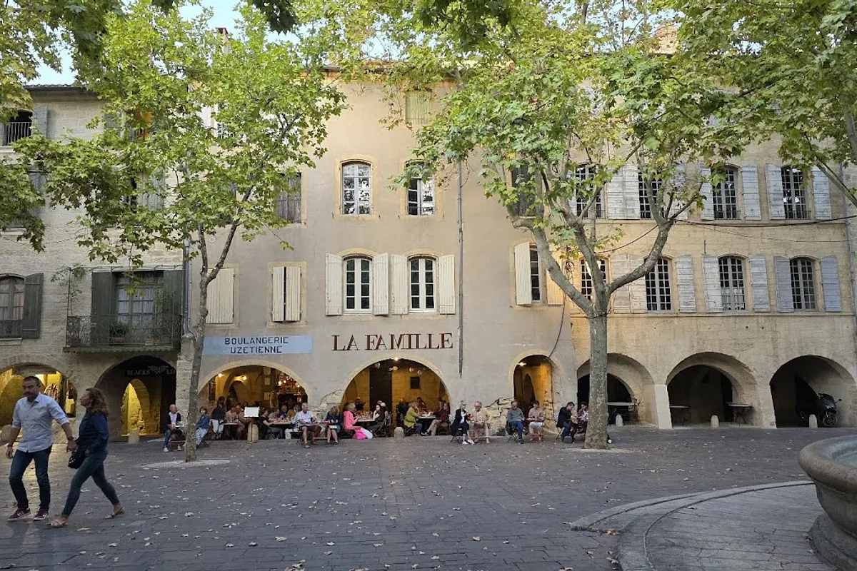 La Famille — photo 2