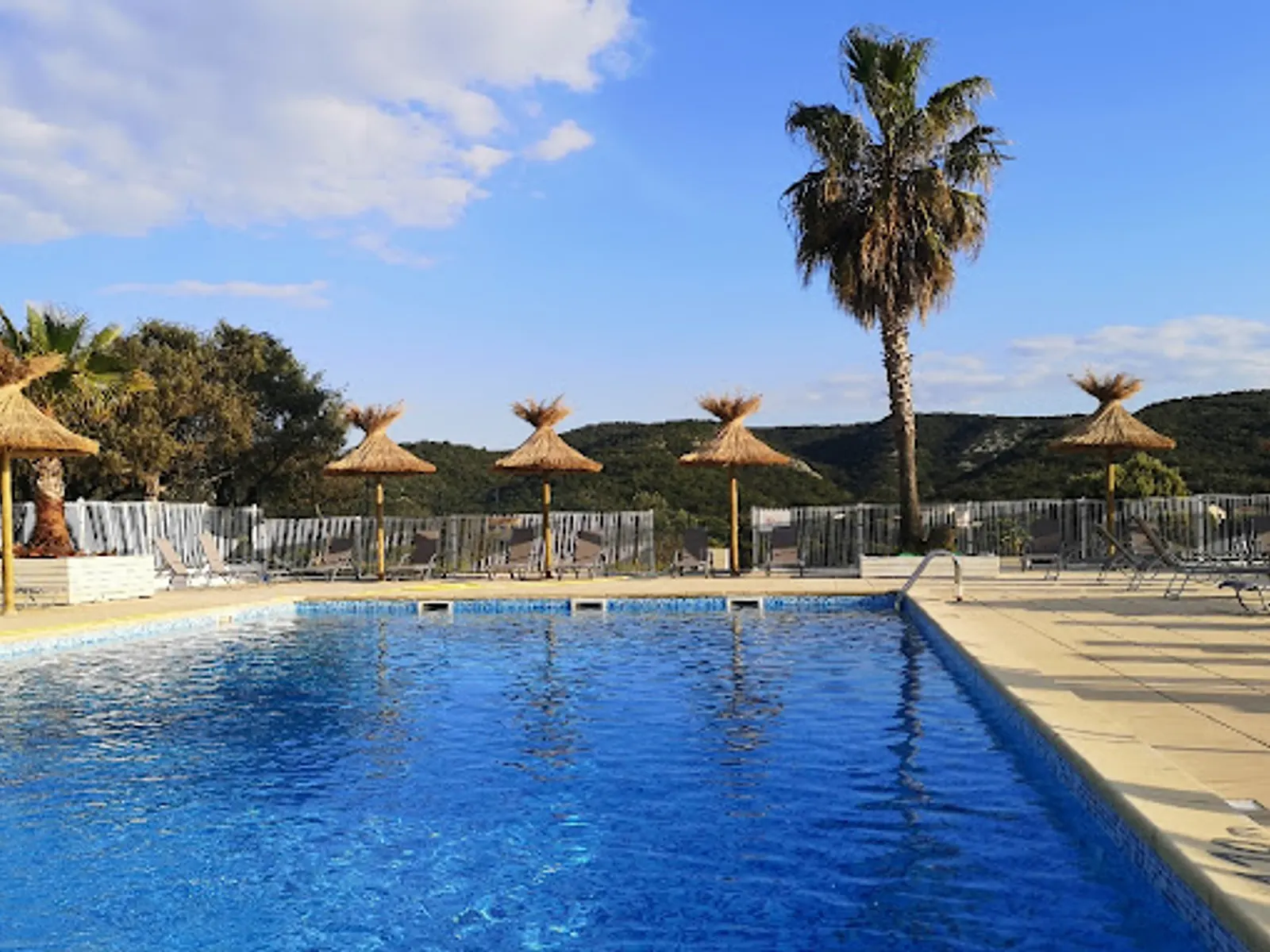 Camping Le Barralet — Camping