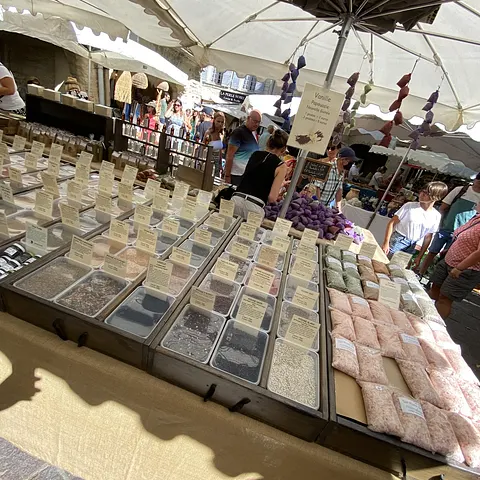 Marché d'Uzès — photo 2